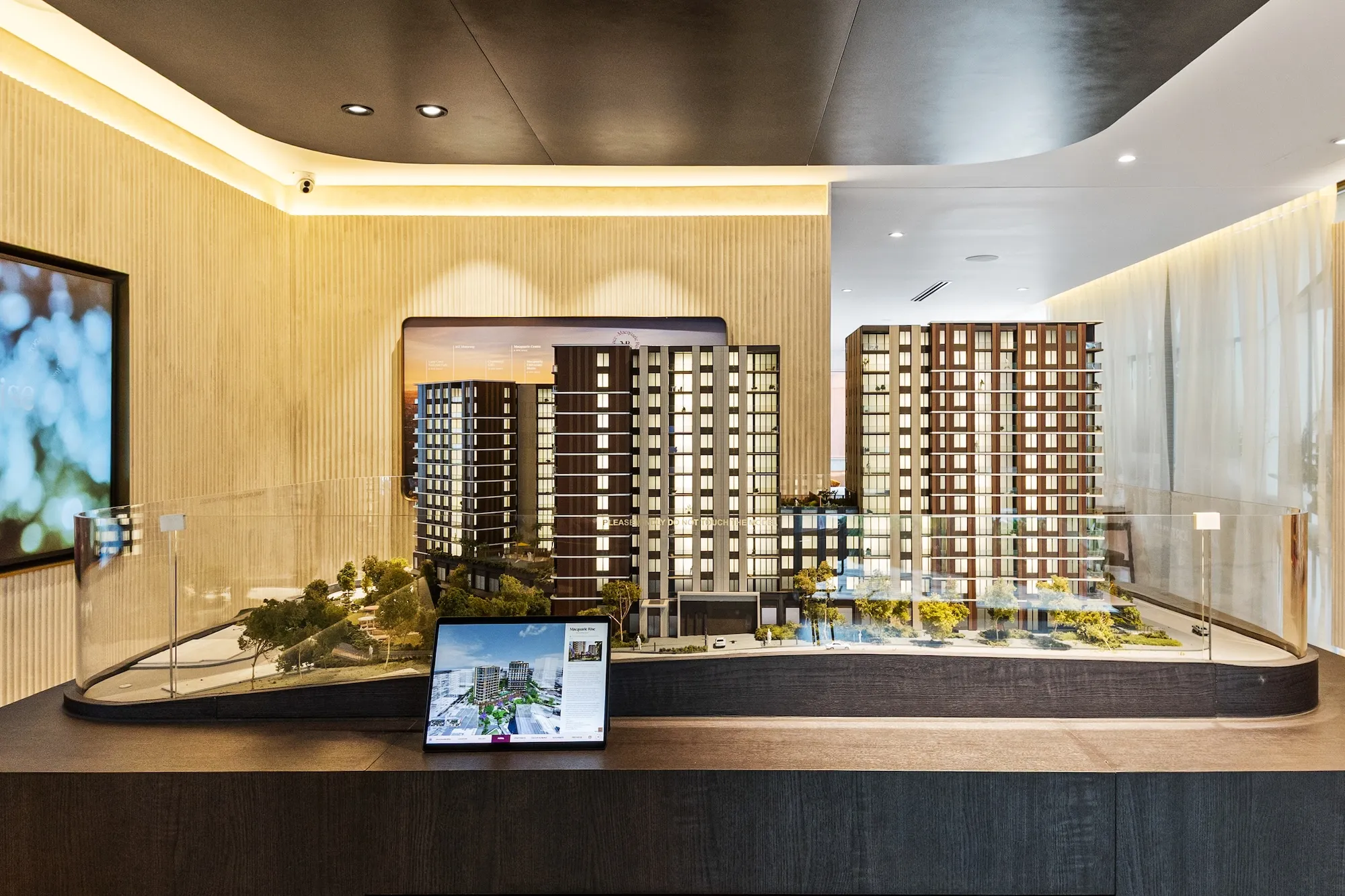 Model Lighting — image 1